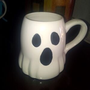 GHOSTLY CROFTON  MUG 11 OZ .
